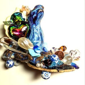 Wendy Gell Minature Sculpture Baby Dragon with Quartz Crystal, Rainbow Heart.
